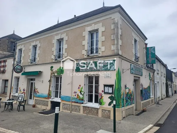 Bâtiment bar restaurant, avec ou sans fond de commerce