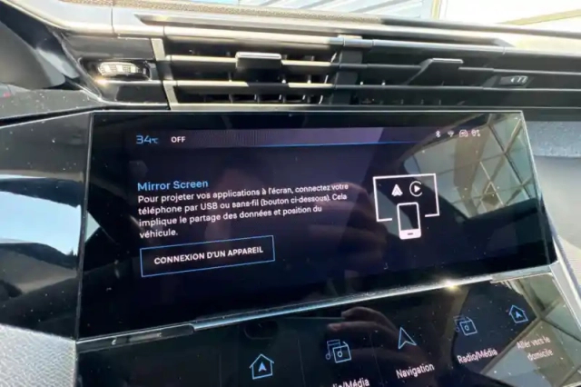 Peugeot 308 sw puretech 130ch s&amp;s eat8 — photo 18