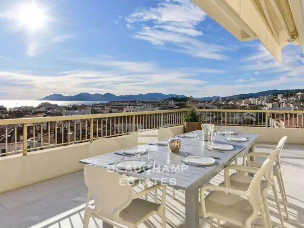 Appartement 5 pièces 144 m²