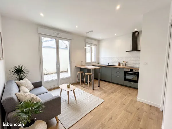 Maison individuelle T2 rénovée avec goût — 35 m² — Lumineuse et optimisée