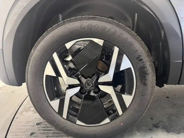 Peugeot 2008 100 s&amp;s bvm6 — photo 13