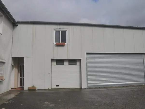 Bureau 205 m²