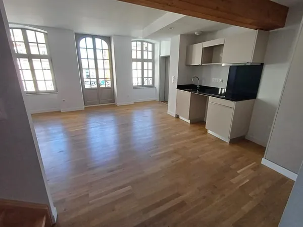 Appartement 4 pièces 84 m²