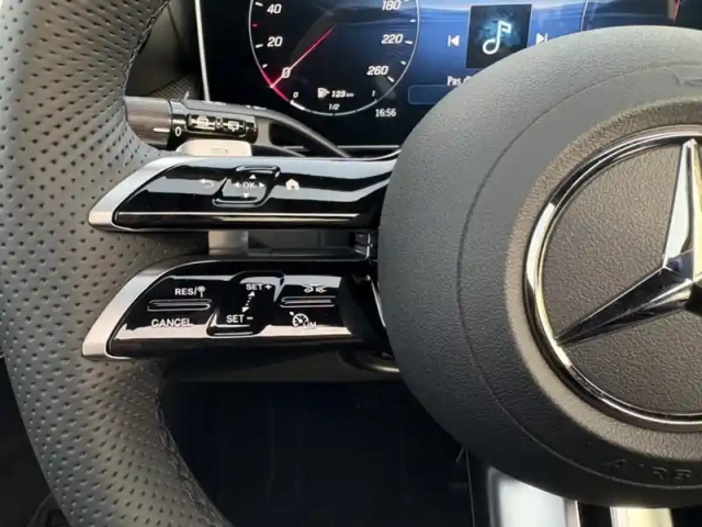Mercedes Glc 300 de hybrid eq 4matic am — photo 16