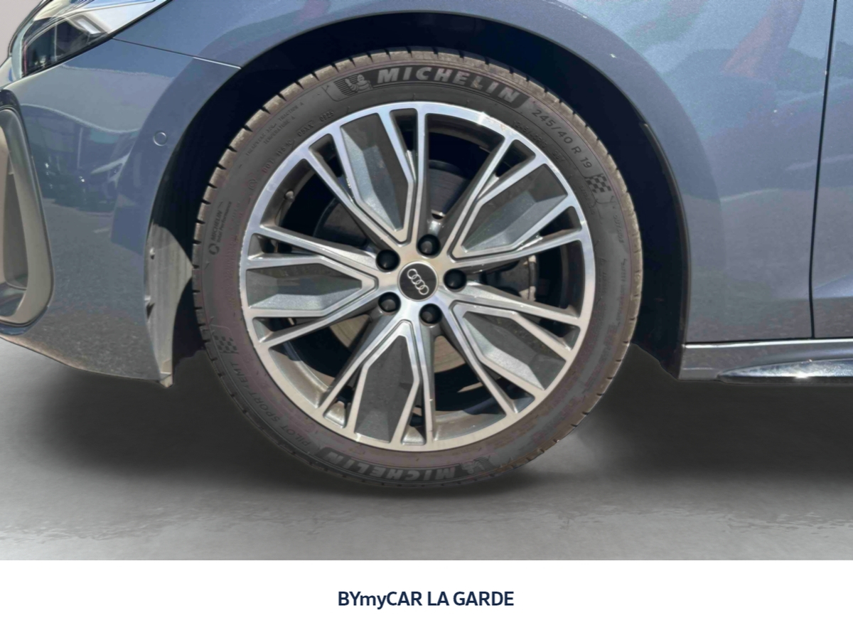 Audi A5 TDI Hybride 204 ch S tronic 7 — photo 14