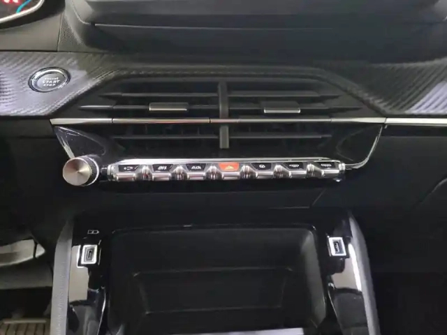 Peugeot 208 electrique 50 kwh 136ch — photo 28