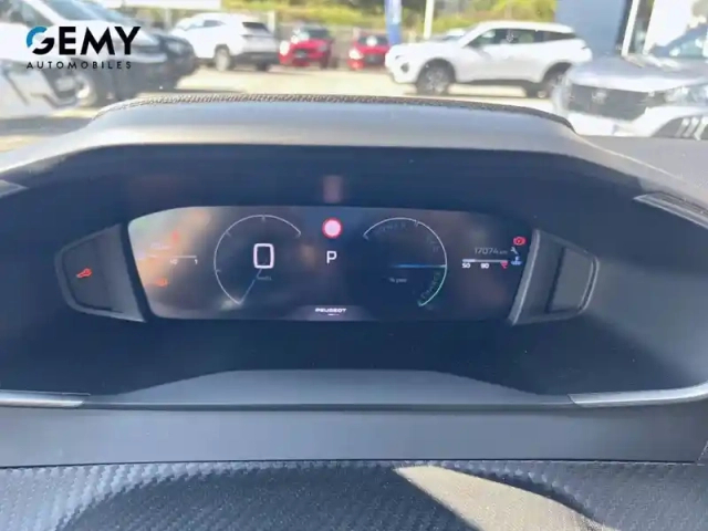 Peugeot 208 hybrid 100 e-dcs6 — photo 19