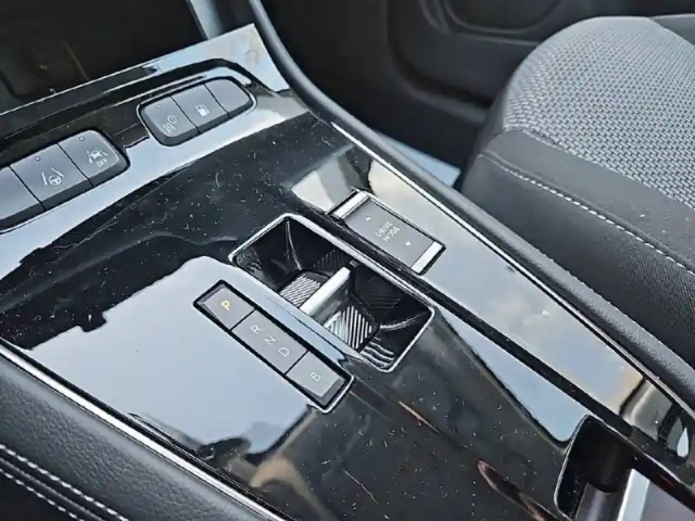 Opel Grandland hybrid 225 ch bva8 — photo 14