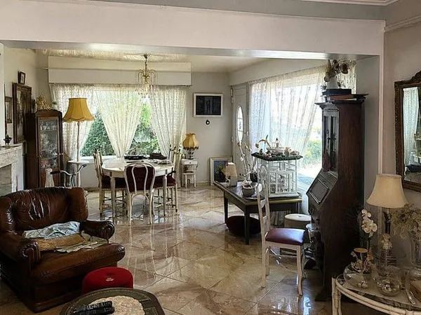 Maison de plain-pied 4 pièces 139 m²
