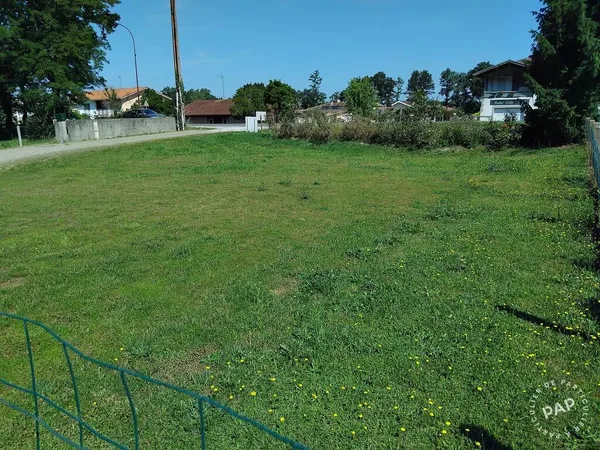 Terrain 500 m²