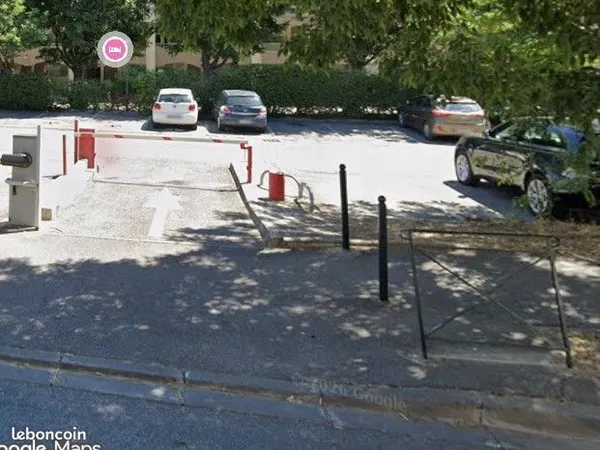 Parking à louer