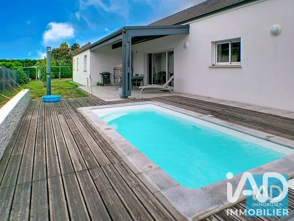Maison de plain-pied 5 pièces 153 m²