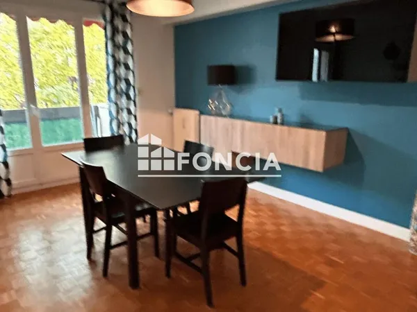 Appartement 4 pièces 74 m²