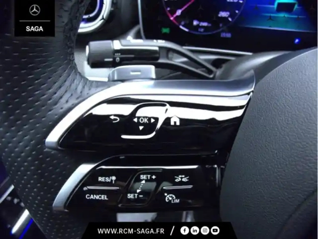 Mercedes Classe C berline 220 d amg line — photo 12