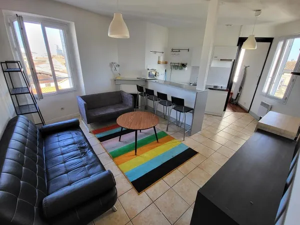 T2 MEUBLE BORDEAUX CHARTRONS - PAUL DOUMER