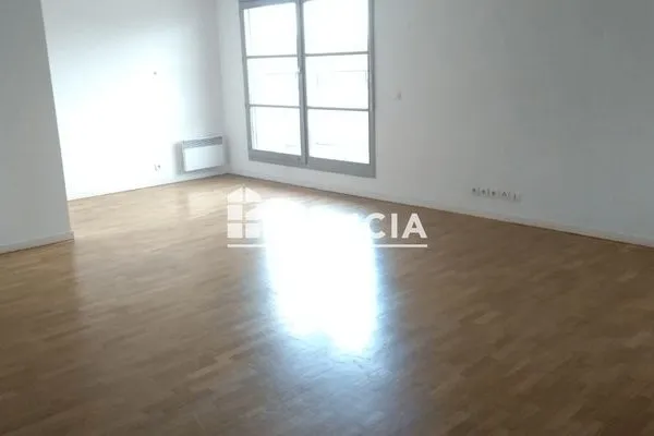 Appartement 3 pièces 76 m²
