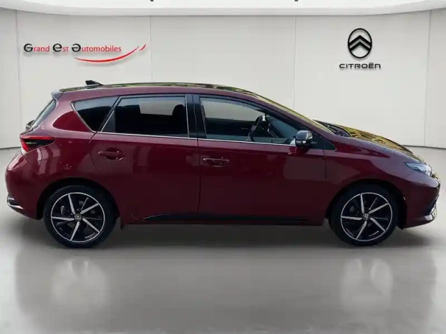Toyota Auris 1.2 turbo 116ch collection — photo 8