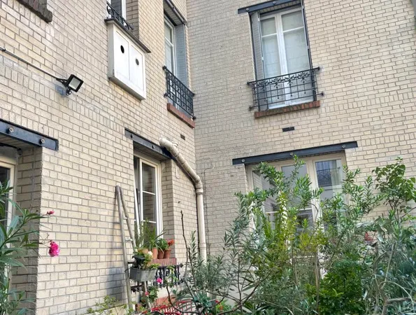 Vends appartement 34m² Paris - St Ouen, charme de l'ancien, DPE-D, GES B