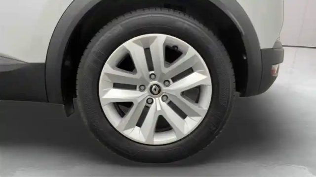 Renault Captur e-tech 145 - 21 — photo 12