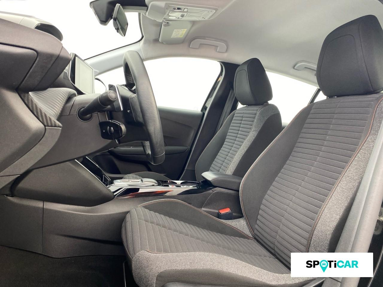 Peugeot 208 1.2 puretech 100ch s&s active pack eat8 — photo 9