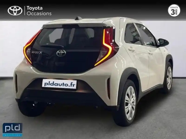 Toyota Aygo X 1.0 vvt-i 72ch dynamic — photo 5