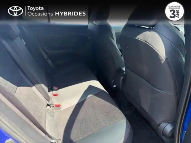 Toyota Yaris cross 116h gr sport my22 — photo 7