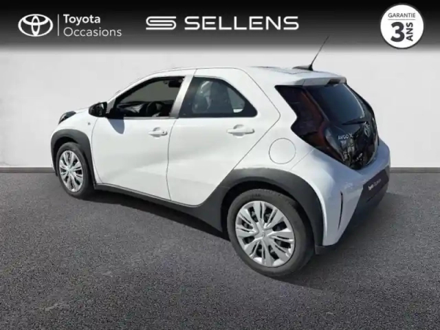 Toyota Aygo X 1.0 vvt-i 72ch dynamic s-cvt my23 — photo 2