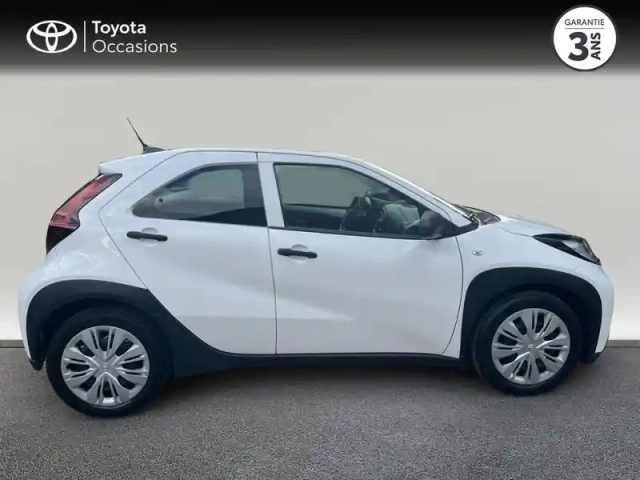Toyota Aygo X 1.0 vvt-i 72ch active business my23 — photo 6