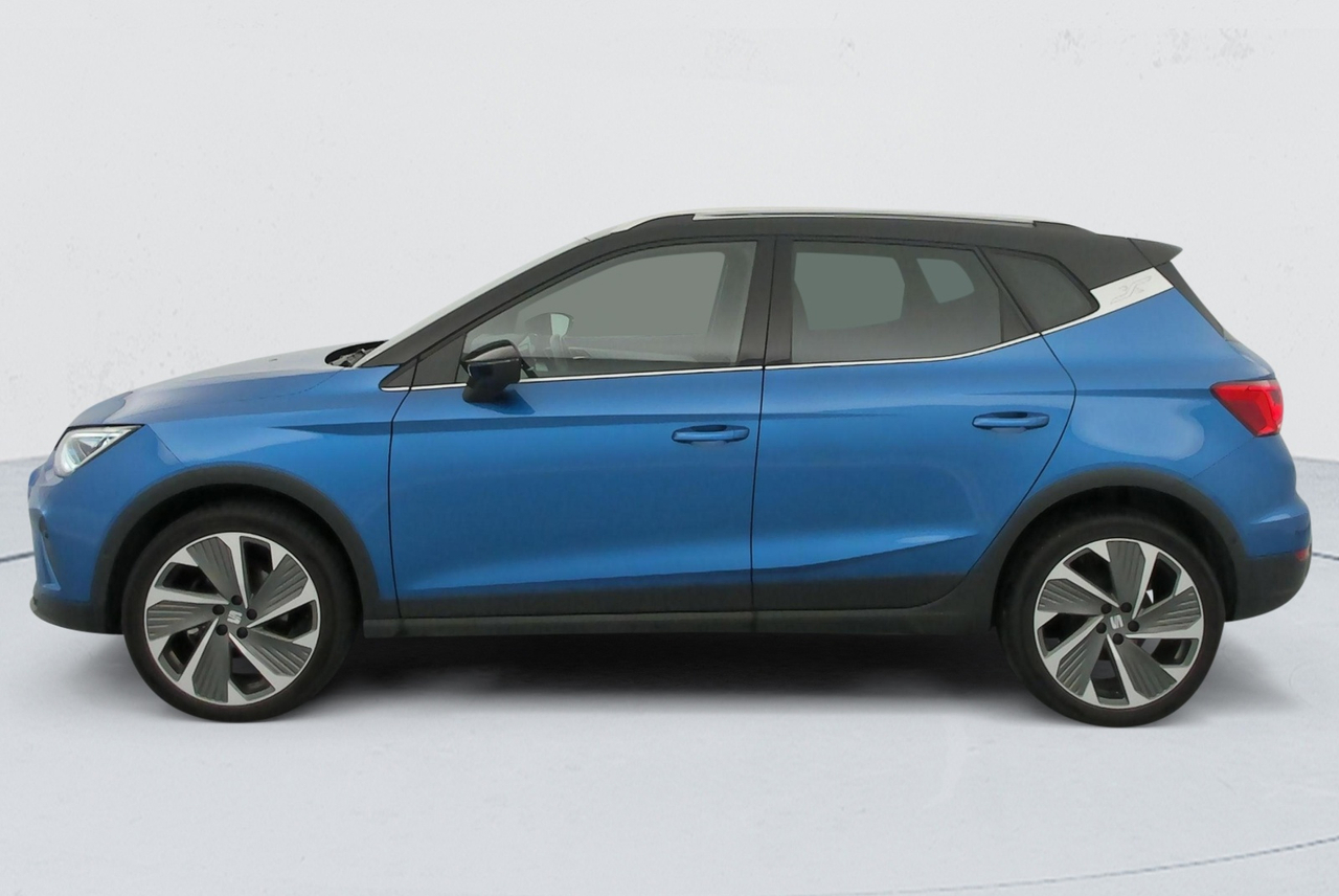 Seat Arona — photo 2