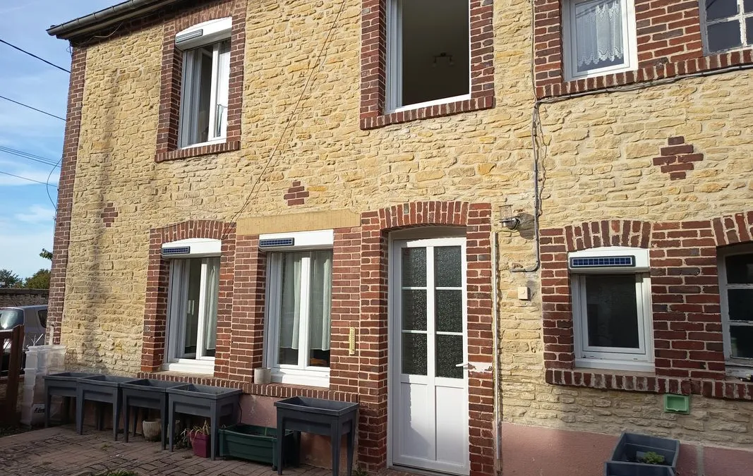 Photo 1