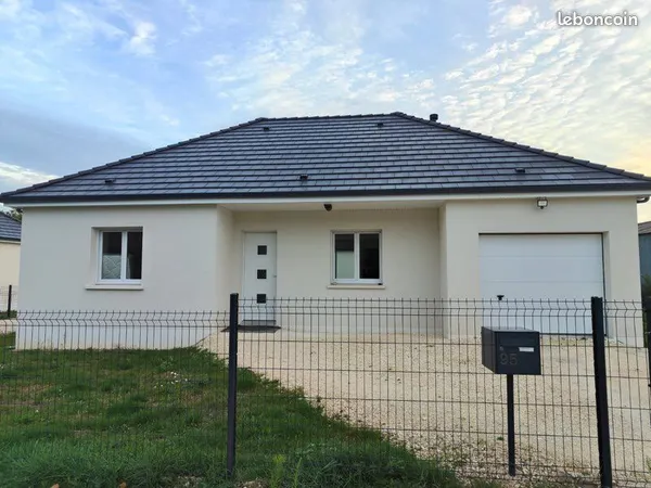 Maison Location Briare 4p 93m² 900€