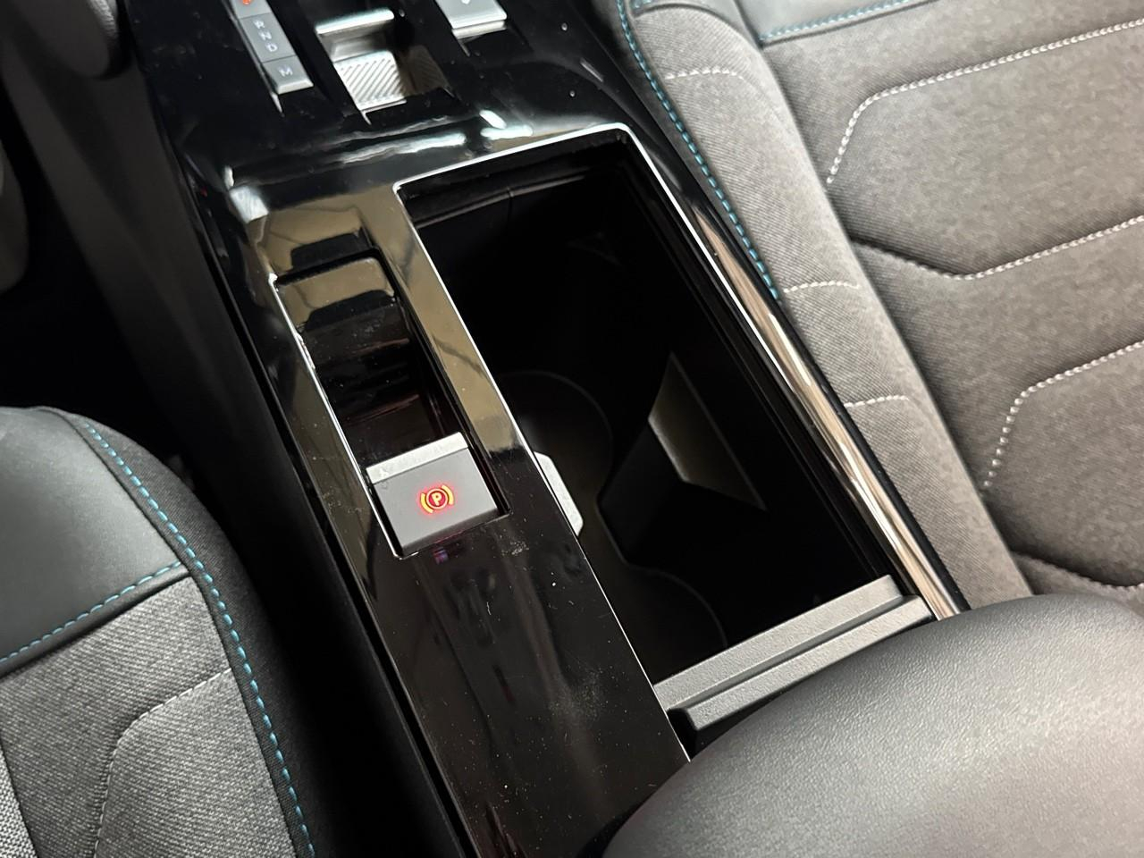 Citroën C4 1.2 hybride 136ch s&s plus automatique — photo 21
