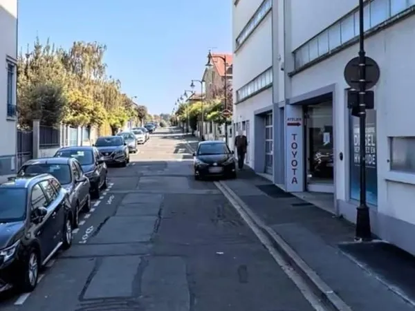 Local commercial 72 m²