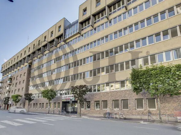 Bureaux 2 pièces 3122 m²