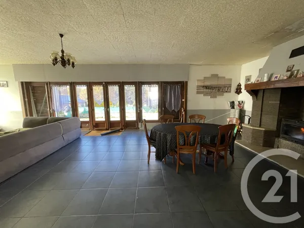 Maison 7 pièces 177 m²