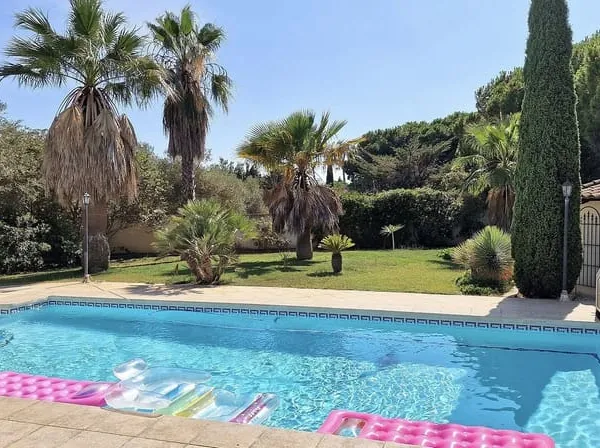 Maison 6 pièces 389 m²