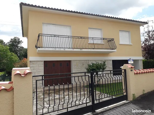 A louer pavillon sur SAINT YRIEIX /CHARENTE