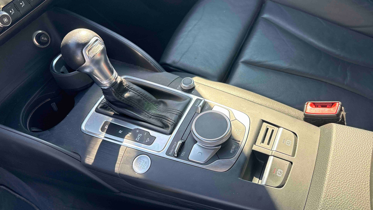 Audi A3 Sportback 40 e-tron 204 S tronic 6 — photo 20