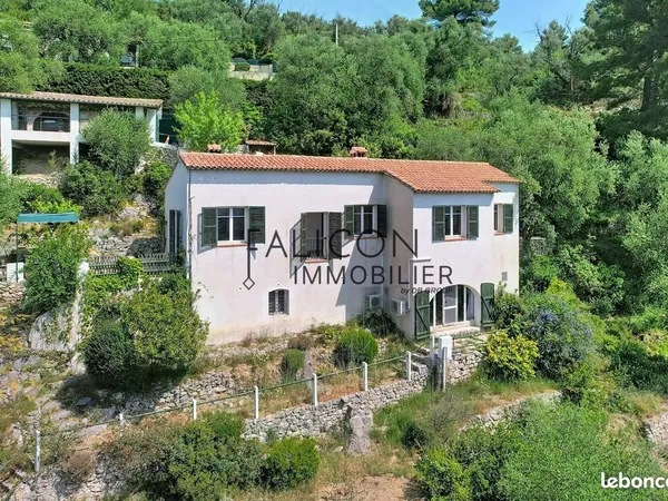 Propriété 4 pièces 129 m²