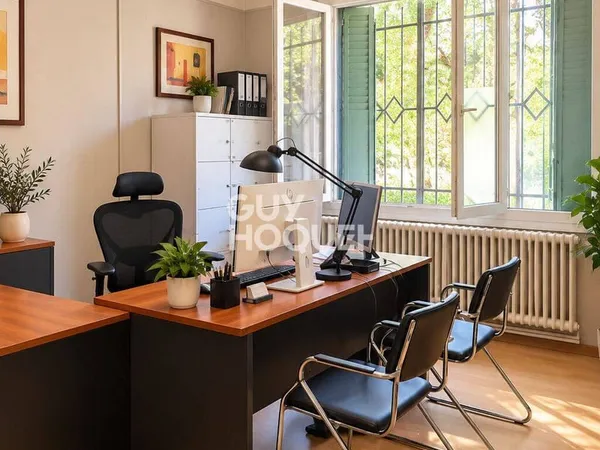 Bureaux 196 m²