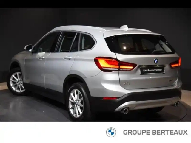 Bmw X1 sdrive18da 150ch business design — photo 3