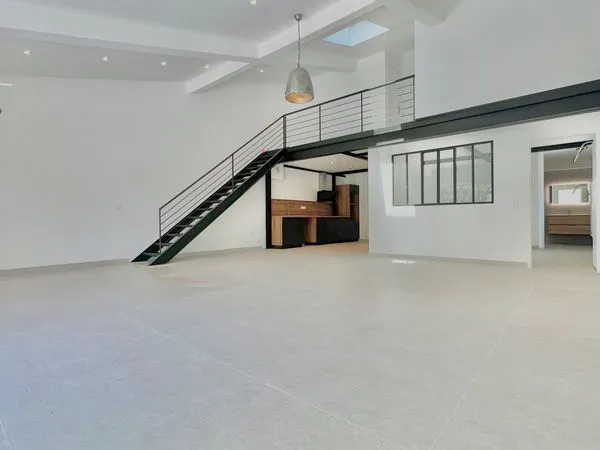 Très beau loft