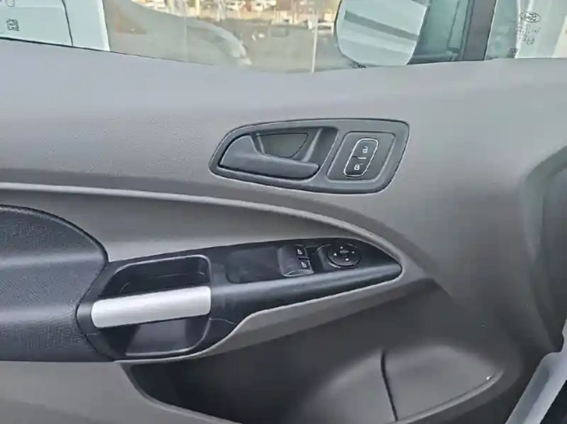 Ford Transit Connect fourgonnette l2 1.0e 100ch e85 trend — photo 6