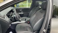 Mercedes Gla 250 e Hybrid EQ 218ch AMG Line 8G-DCT — photo 12