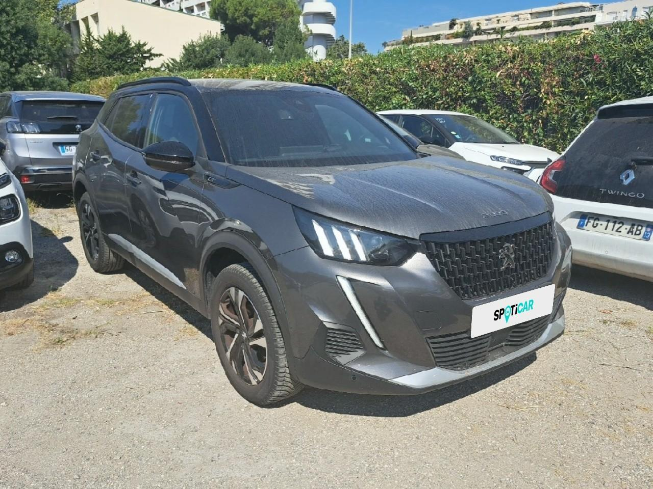 Peugeot 2008 puretech 130 s&s eat8 gt — photo 12