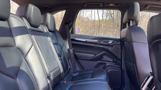 Porsche Cayenne S 3.0 416 e-Hybrid 4x4 Tiptonic 8 - Platinium – 2016 – 186234 km – Hybride rechargeable – Boîte Automatique — photo 33