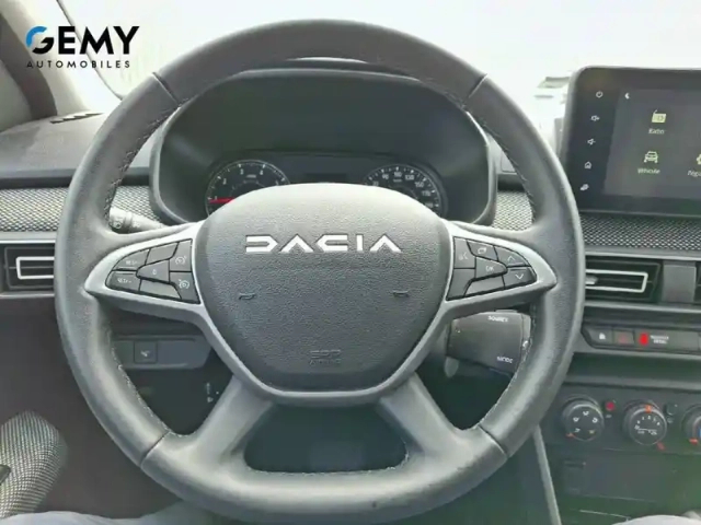 Dacia Sandero tce 90 cvt — photo 14
