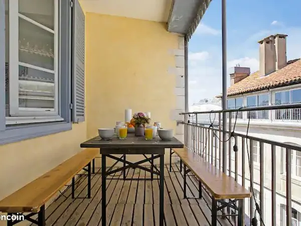 3 pièces avec terrasse 11m2