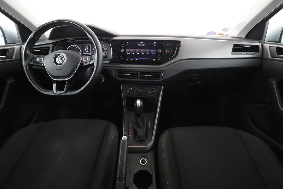 Volkswagen Polo 1.0 TSI Lounge Business DSG7 — photo 11