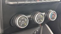 Dacia Duster 1.0 TCe 100ch Confort 4x2 - 19 — photo 15